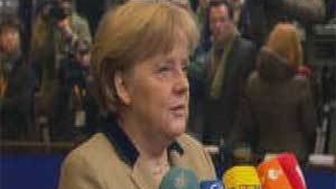 Merkel: Alemania está decidida a hacer todo lo posible para reducir el paro juvenil en España
