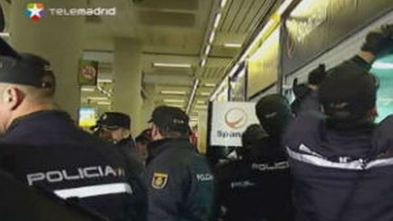 Spanair e Iberia dejan hoy en tierra a miles de pasajeros