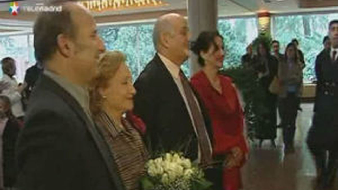 El Gobierno prepara una ley para que los notarios casen y resuelvan divorcios