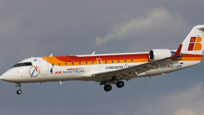 Air Nostrum presenta un ERTE que afectará a sus 1.800 trabajadores durante dos años