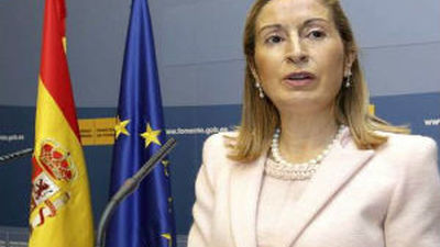 Fomento contempla rescatar autopistas en quiebra, entre ellas las radiales de Madrid