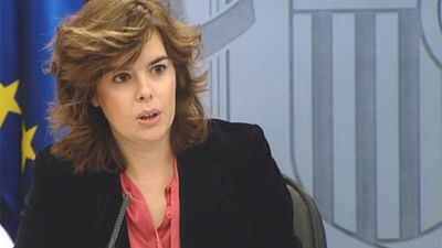 El Gobierno dice que la reforma se ha hecho "pensando en todos y cada uno de los parados"