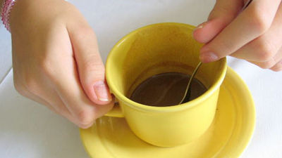 Los bebés de las madres que toman cafeína pueden padecer insomnio e irritabilidad