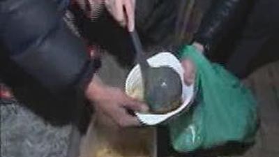 La pobreza y la exclusión social crecen en España, según Cáritas