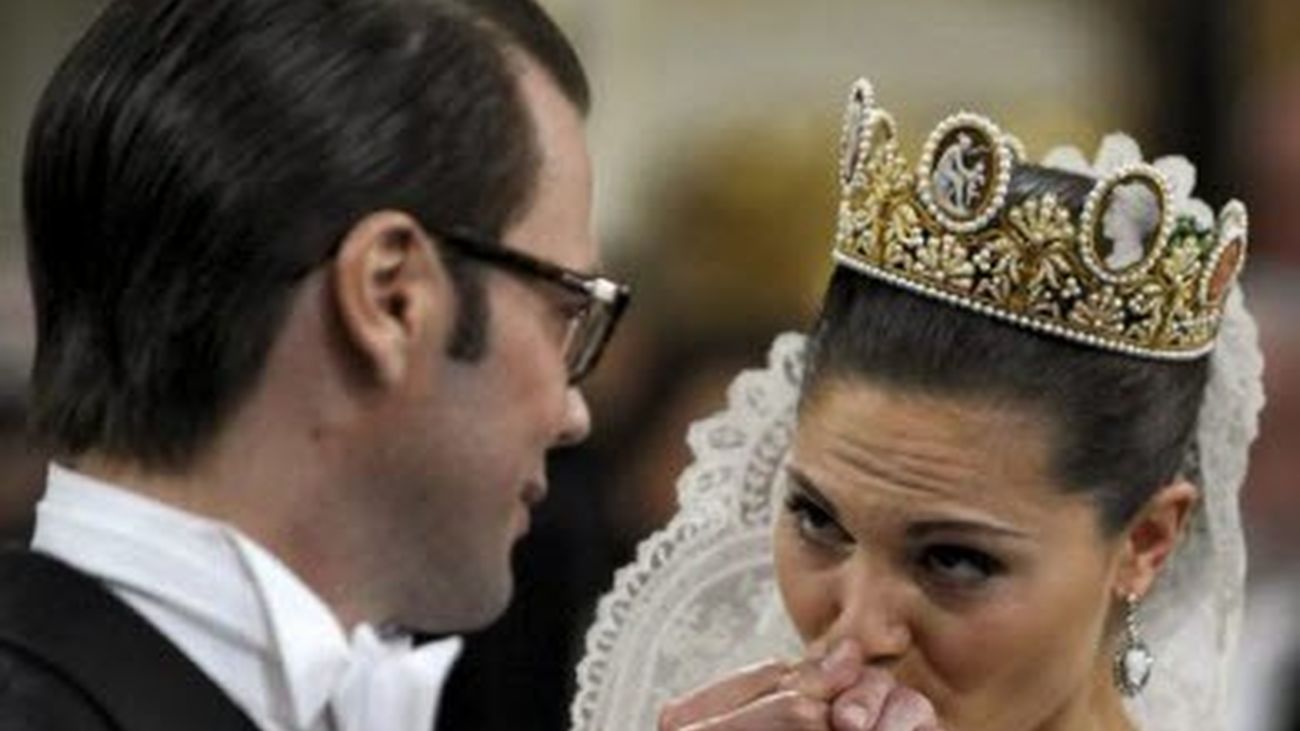 La princesa heredera Victoria de Suecia da a luz a una niña