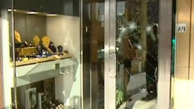 Asaltan a mazazos una joyería en Chamartín en pleno día