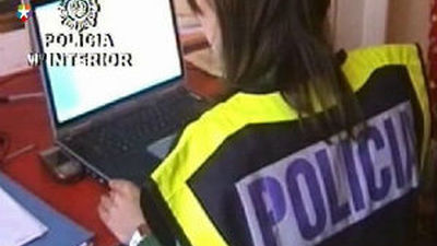 Detenido un hombre que grabó más de 160 vídeos pedófilos por la webcam