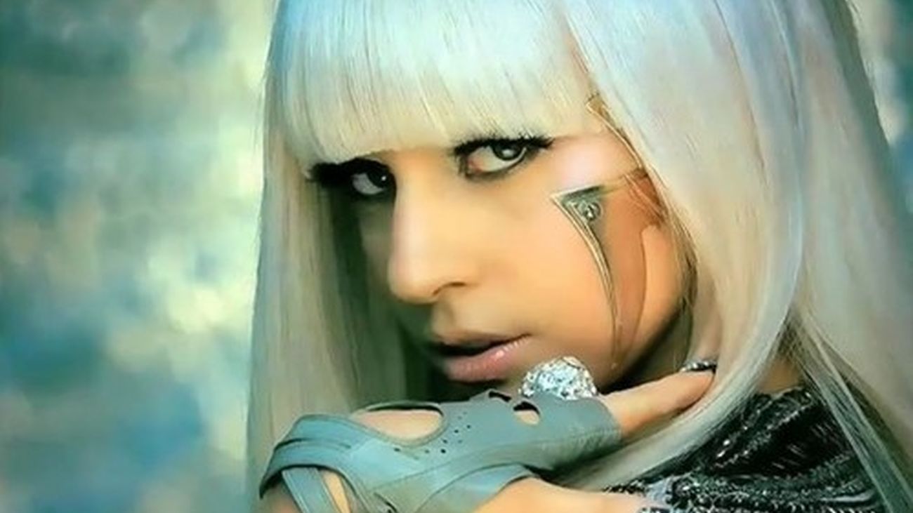 LadyGaga300