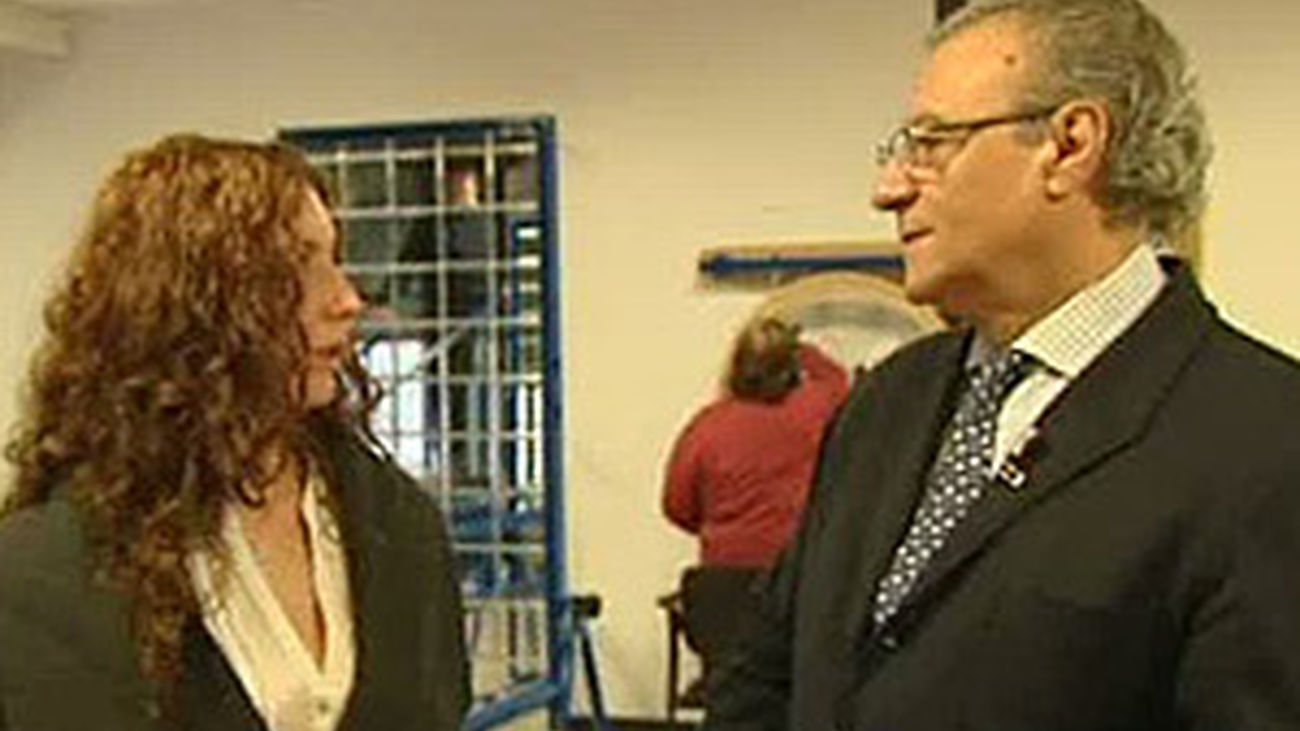 Jesús Fermosel (PP) visita la residencia de mayores Isabel la Católica