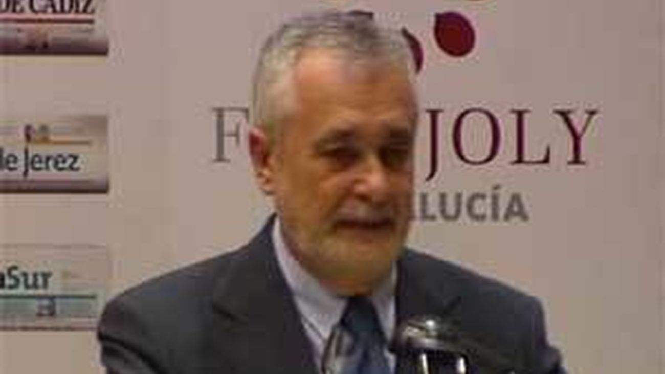 Griñán defiende la gestión de Invercaria y afirma  que la cinta grabada tiene "trece manipulaciones"