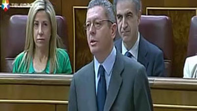 Gallardón alerta de la presión y la violencia estructural sobre mujeres con embarazos no deseados