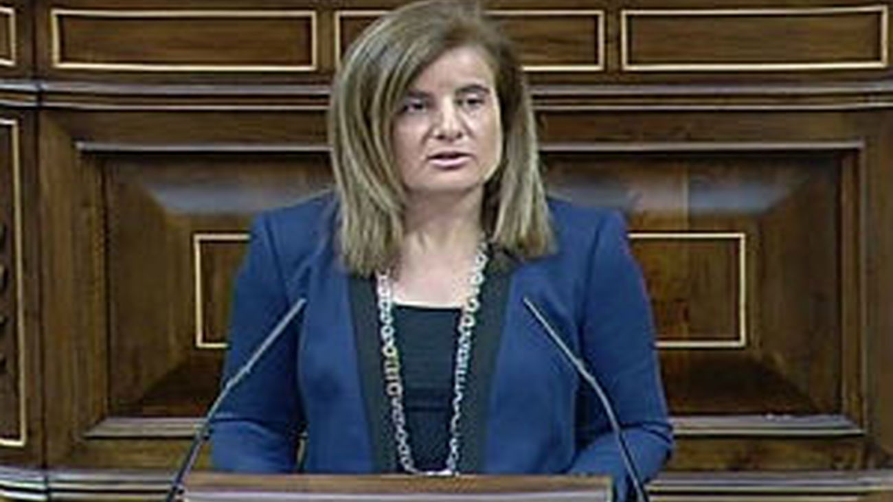 Báñez pide a los partidos que apoyen la reforma laboral o que presenten mejoras