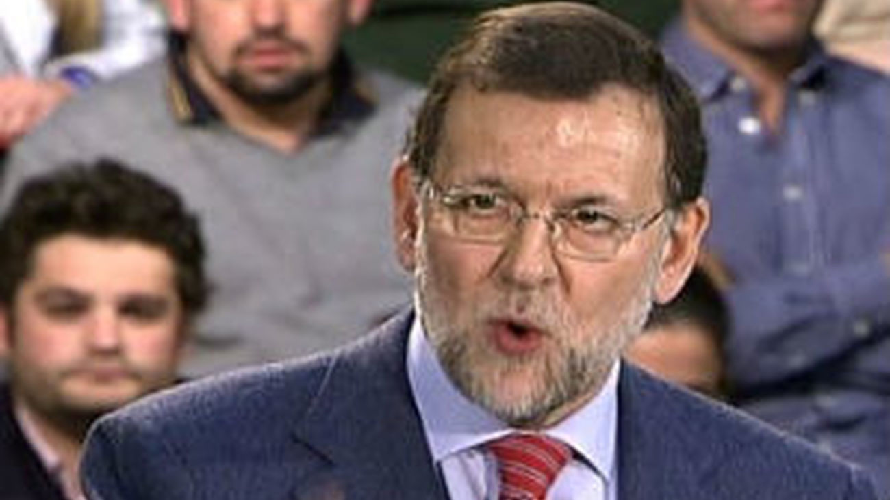 Rajoy defiende la reforma laboral para evitar  que vuelva a haber otros tres millones de despidos