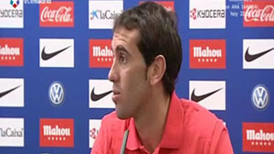 Godín: "Sería un error salir a empatar a cero frente al Besiktas"