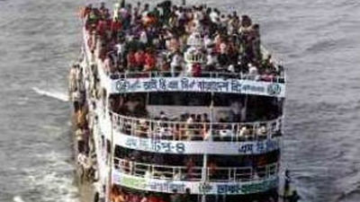 Veintiséis muertos y más de 100 desaparecidos al hundirse un barco en Bangladesh
