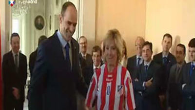 Aguirre recibe al Atlético de Madrid con una "entusiasta enhorabuena"