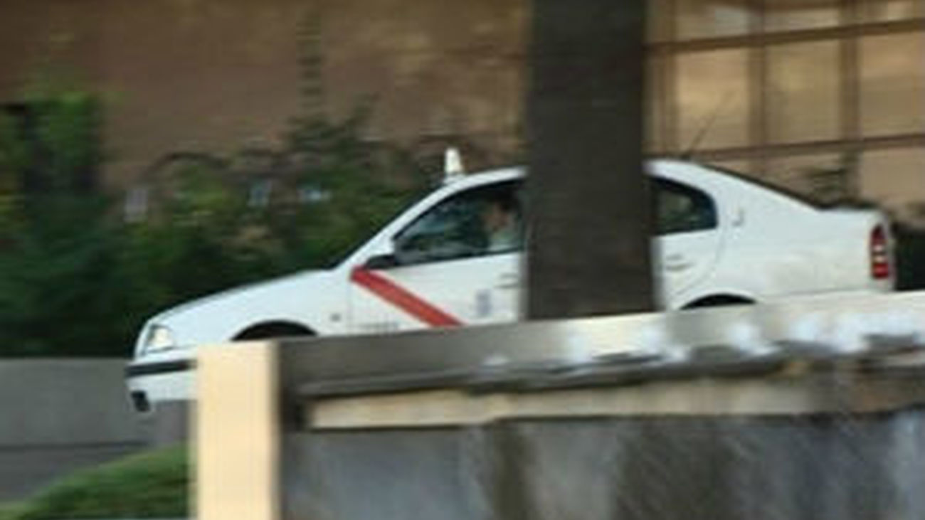 ¿Qué necesitas para conducir un taxi o un vehículo VTC en Madrid?