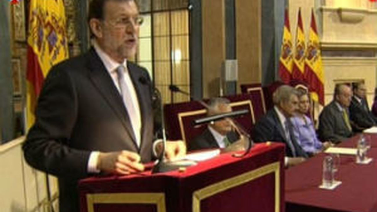 Rajoy dice que "No hay que tener miedo a las reformas", en el homenaje a “La Pepa”