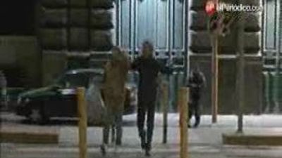 El lavacoches confudido con un mafioso vuelve a España tras ser liberado