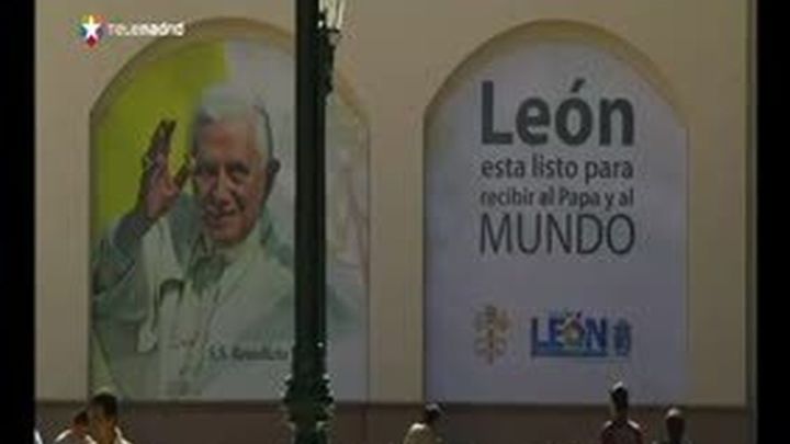Benedicto XVI emprende el viaje a México