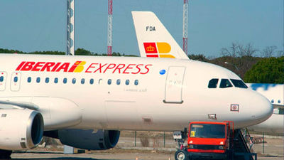 Iberia cancela cerca de 160 vuelos este lunes por la huelga de pilotos