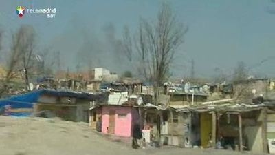 Cifuentes visita la Cañada Real y promete más seguridad