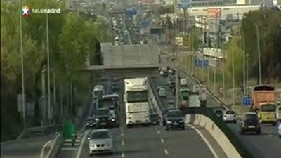 Normalidad en las carreteras madrileñas con motivo de la Operación Salida de Semana Santa