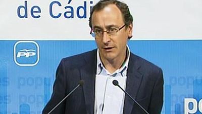 Alonso (PP) asegura que "la única alternativa"  a la amnistía fiscal era subir el IVA