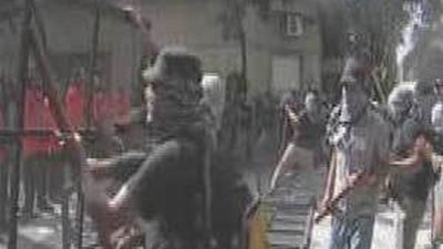 Incidentes  en Buenos Aires ante la embajada británica en el aniversario de la guerra de Las Malvinas