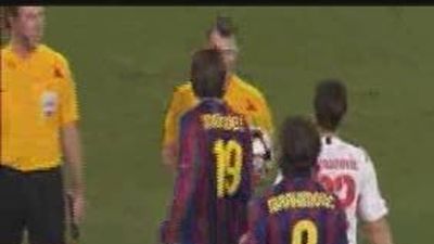 El árbitro holandés Kuipers, el amigo del Barcelona