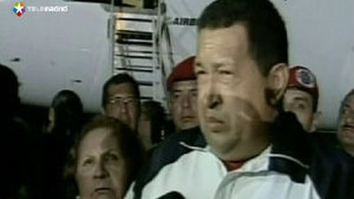 Chávez dice que estará en Caracas el jueves y necesitará más radioterapia