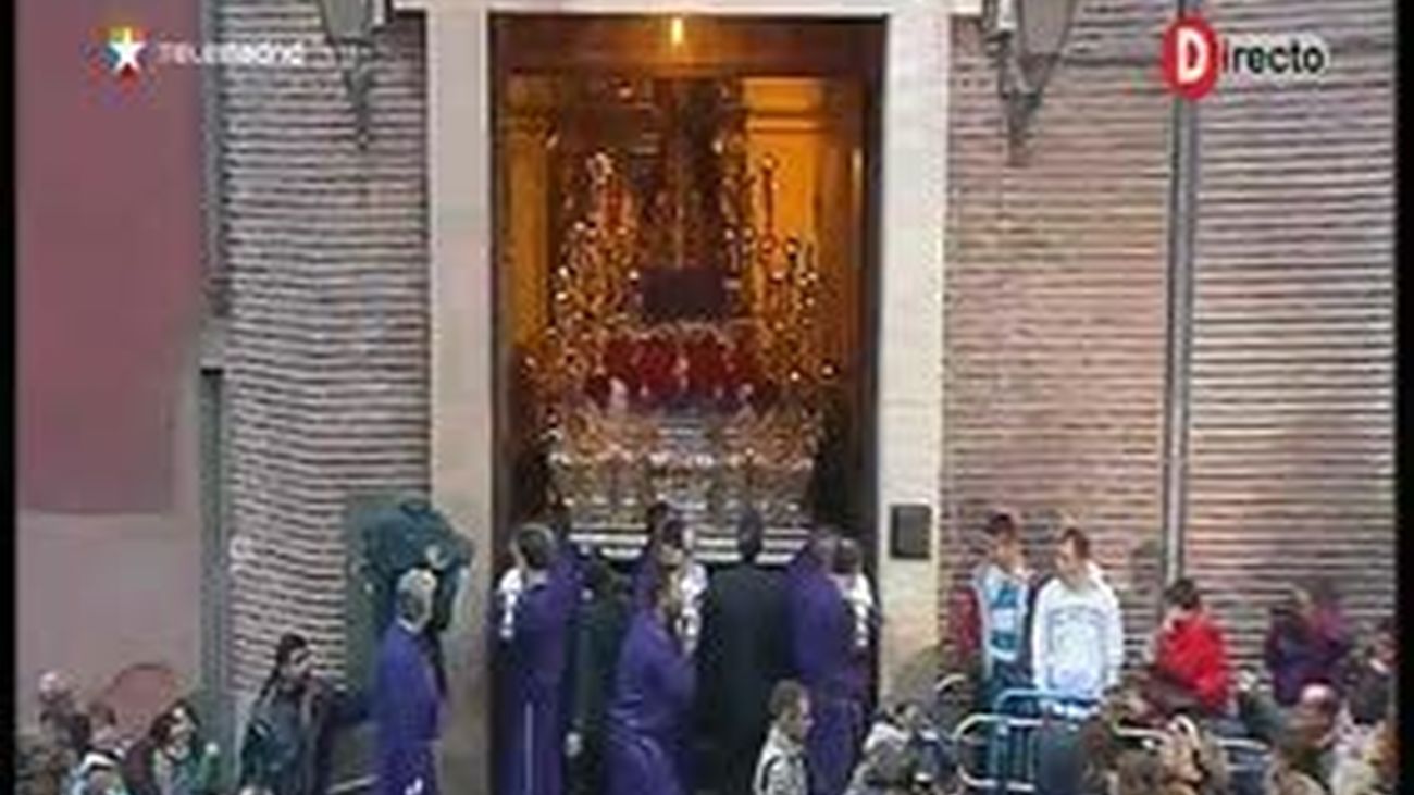 Jesús El Pobre sale en procesión