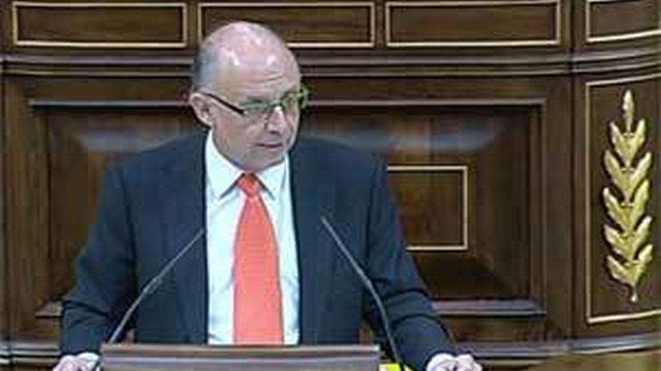 Aprobada la ley que marca el déficit cero con el apoyo del PP, CiU y UPyD