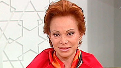 Paloma San Basilio se da la vuelta a sí misma