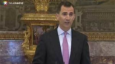 Los príncipes presiden un almuerzo del Cervantes con ausencia del premiado y del rey