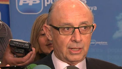 Montoro dice que retirará la financiación a las autonomías que no cumplan con el déficit