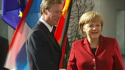 Merkel propone referéndum sobre el euro en las elecciones griegas