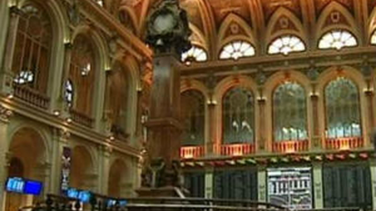 La bolsa española registra la cuarta mayor caída del año (3,92 %)
