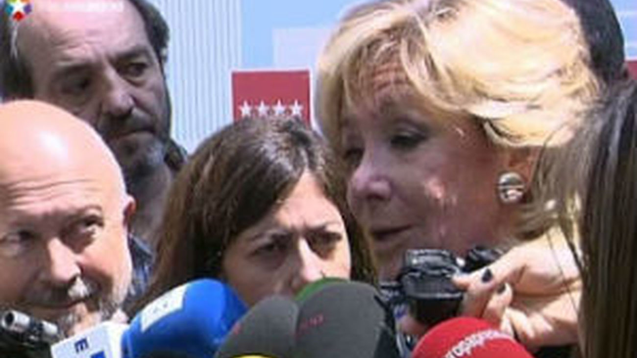 Los sindicatos no consiguen entregar una carta Aguirre en la que le piden que "deje de insultarles"