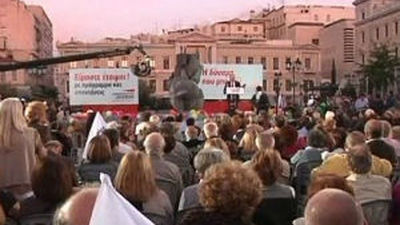 Medio centenar de detenidos y cinco heridos en Grecia en la 5ª huelga general