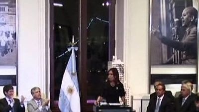 Fernández de Kirchner promulga  la ley de expropiación de YPF a Repsol