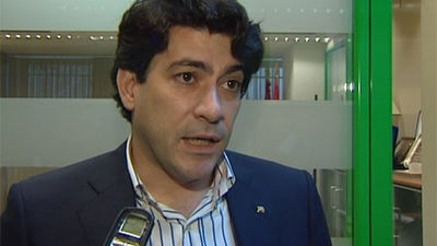 David Pérez denuncia amenazas de muerte en pintadas y a través de internet