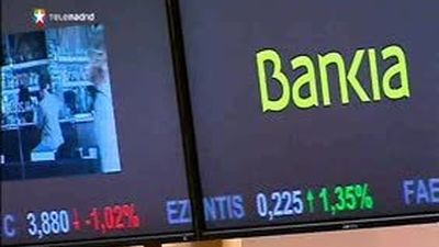 El PSOE pide la comparecencia de De Guindos para que explique la situación de Bankia