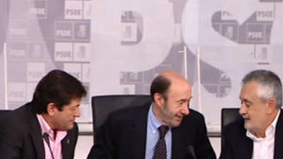 Los barones del PSOE responsabilizan al PP de la crisis del Bankia