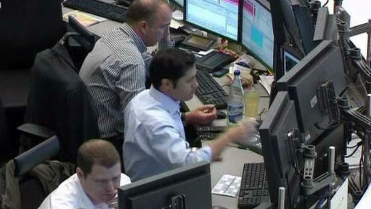 La prima de riesgo de España "respira" y cae hasta los 494 puntos básicos