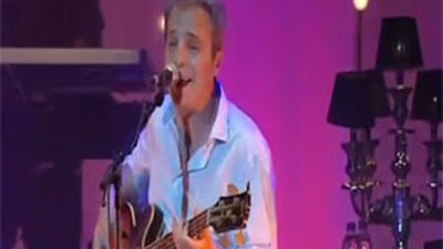 Hombres G repasaron sus grandes éxitos anoche en Madrid