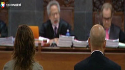 Las acusaciones del "caso Kárate" exponen la lista de abusos, ante el silencio del procesado