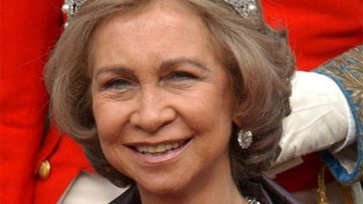 La reina Sofía es galardonada con el Premio Convivencia Manuel Broseta