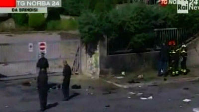 Una joven muerta y 7 heridas en el atentado contra un instituto italiano