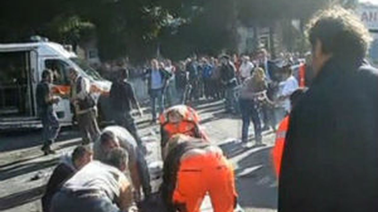 Italia conmocionada por el atentado contra un instituto italiano